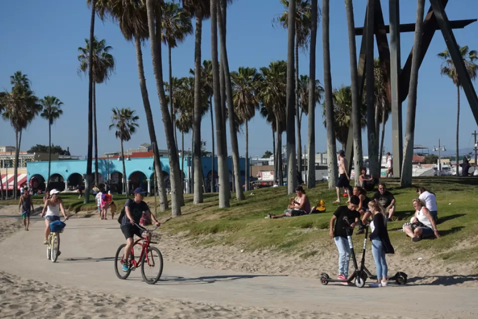 Venice Beach Pedestrian and Bike Path